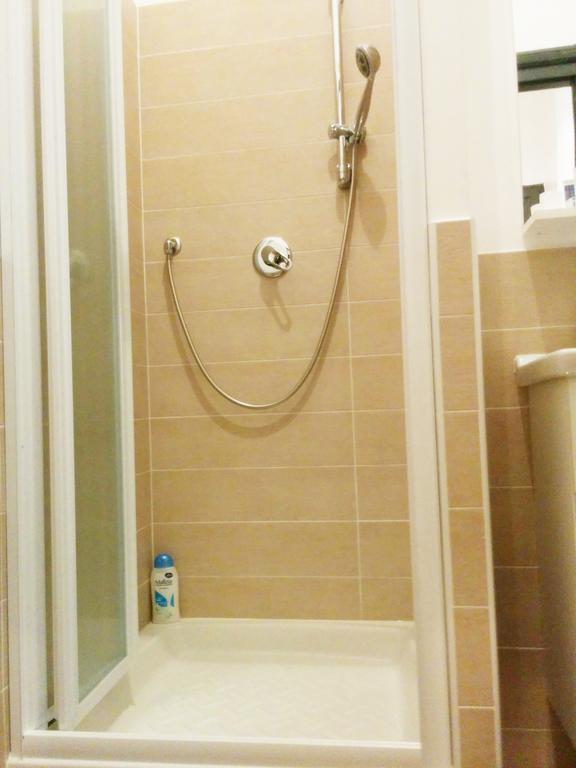 Ad Hoc Guest House โรม ห้อง รูปภาพ