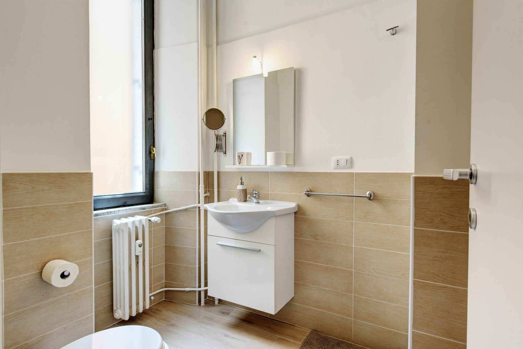 Ad Hoc Guest House โรม ภายนอก รูปภาพ