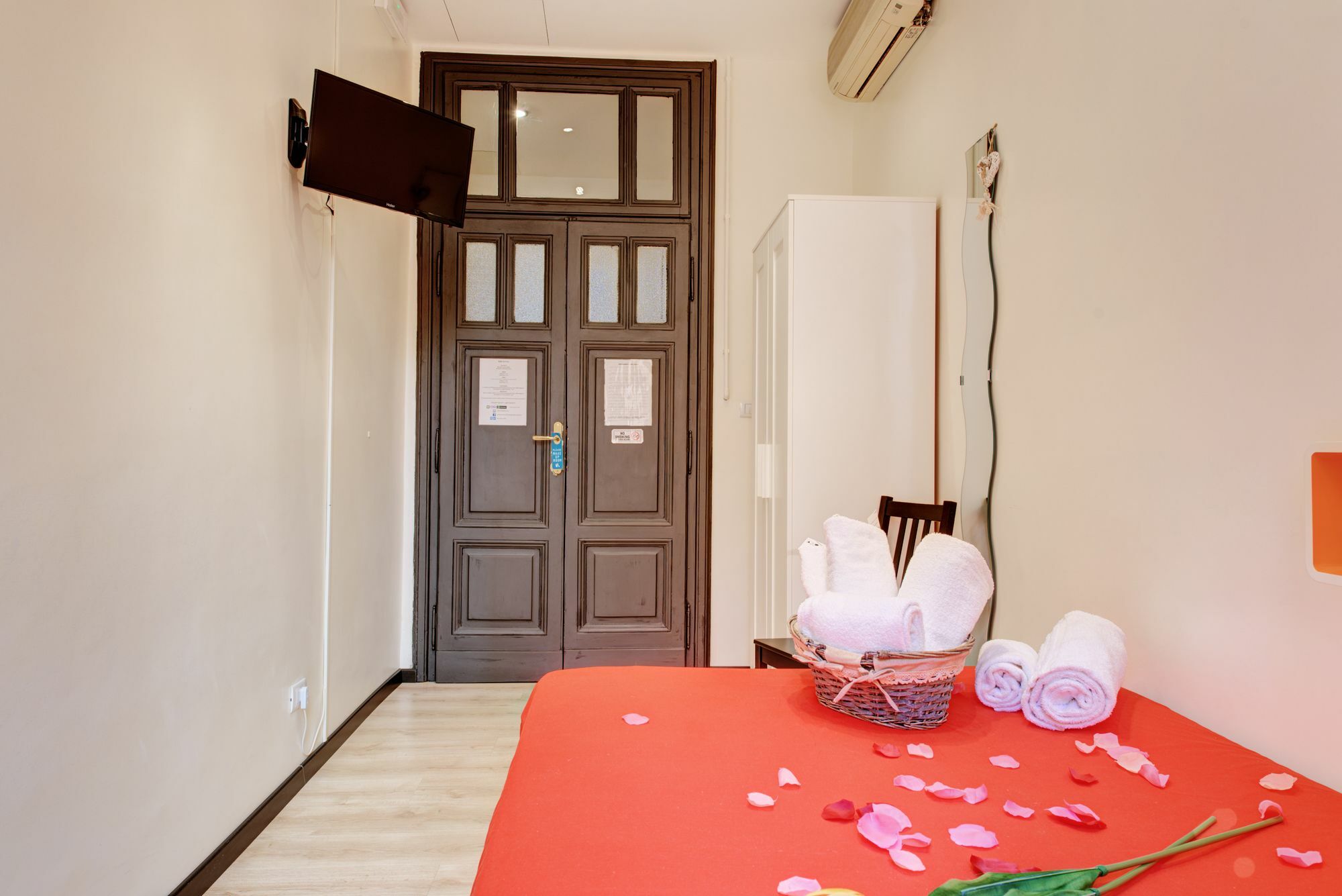 Ad Hoc Guest House โรม ภายนอก รูปภาพ
