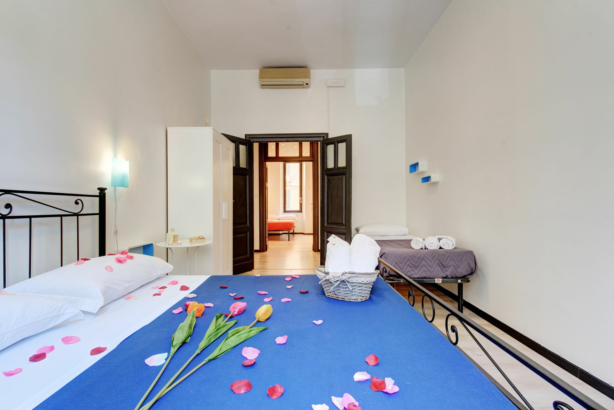 Ad Hoc Guest House โรม ภายนอก รูปภาพ