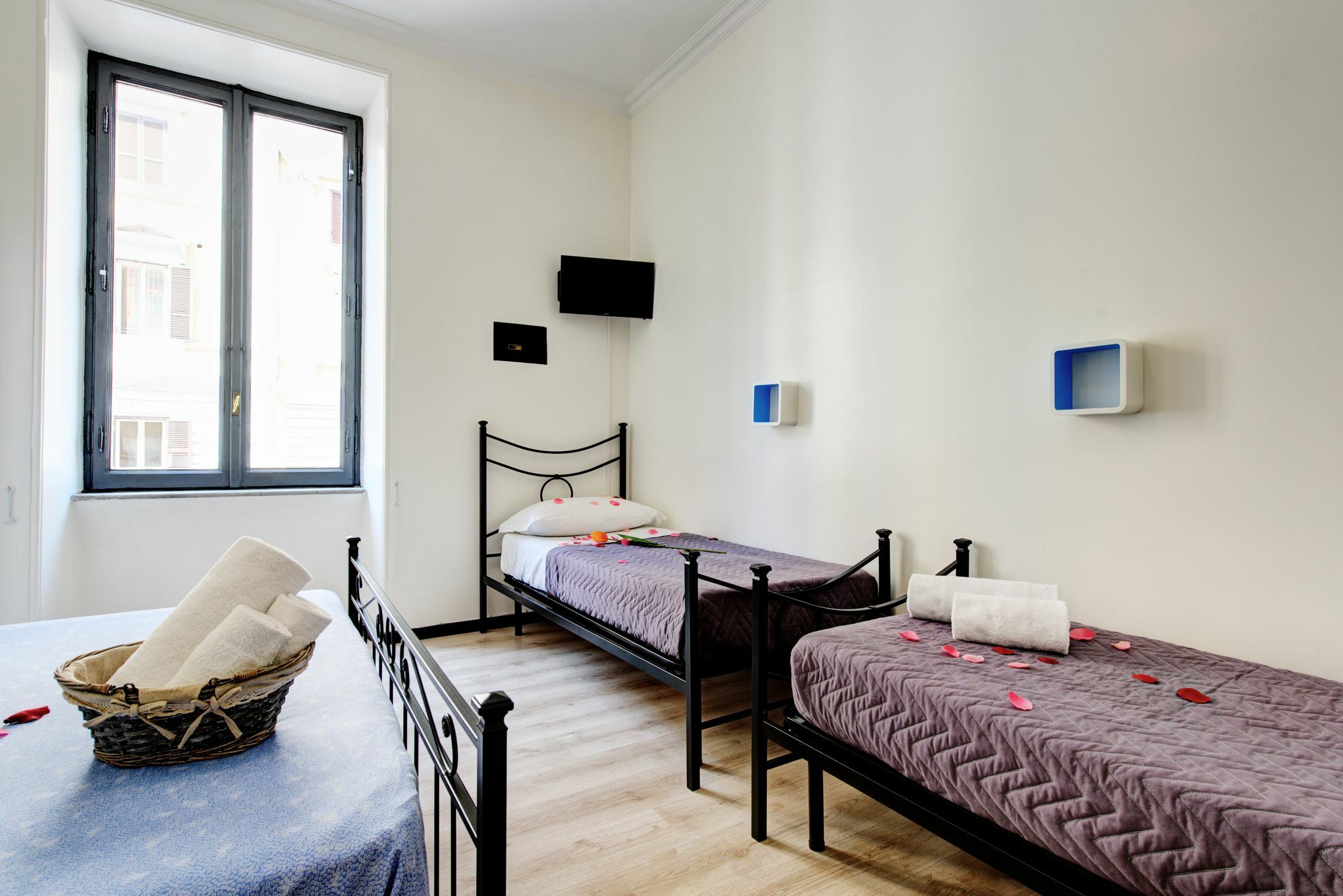 Ad Hoc Guest House โรม ภายนอก รูปภาพ